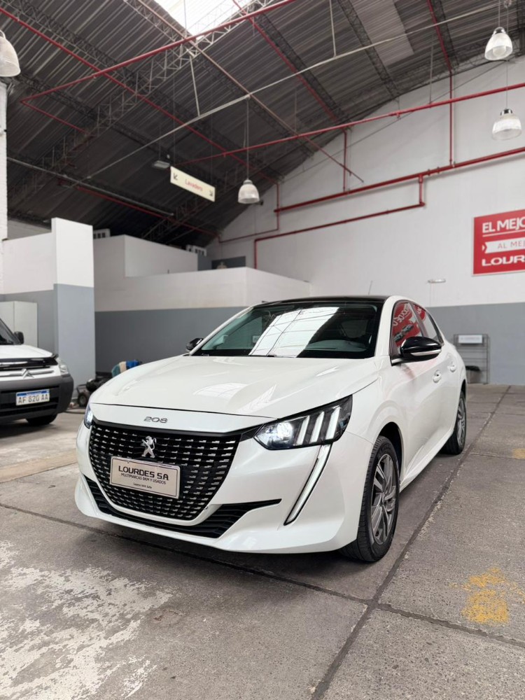Peugeot 208 Feline Tiptronic